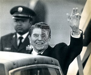 Image description is not available for 1994.181